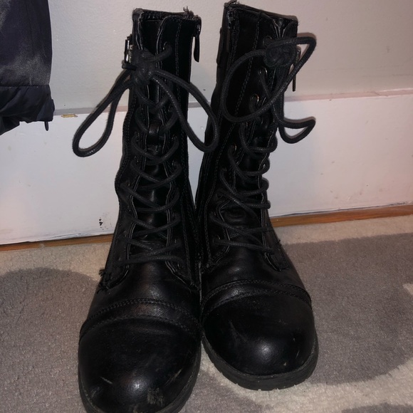 Forever Black Combat Boots - Picture 4 of 5